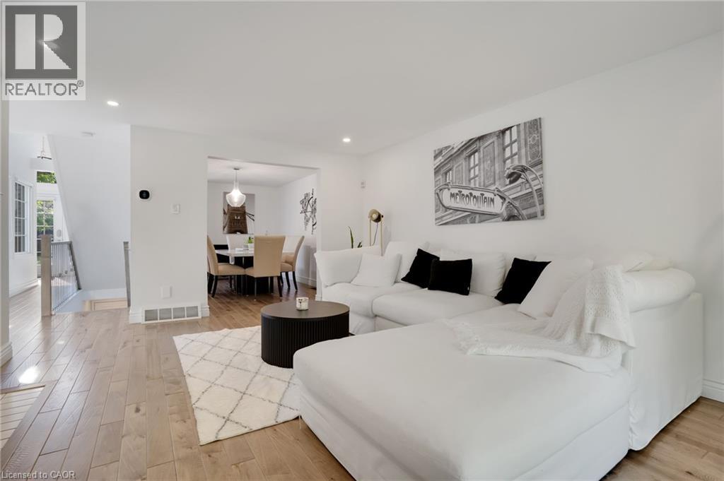 Photo 19 of 41 Quinte Crescent, Kitchener ON