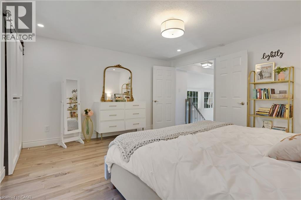 Photo 27 of 41 Quinte Crescent, Kitchener ON