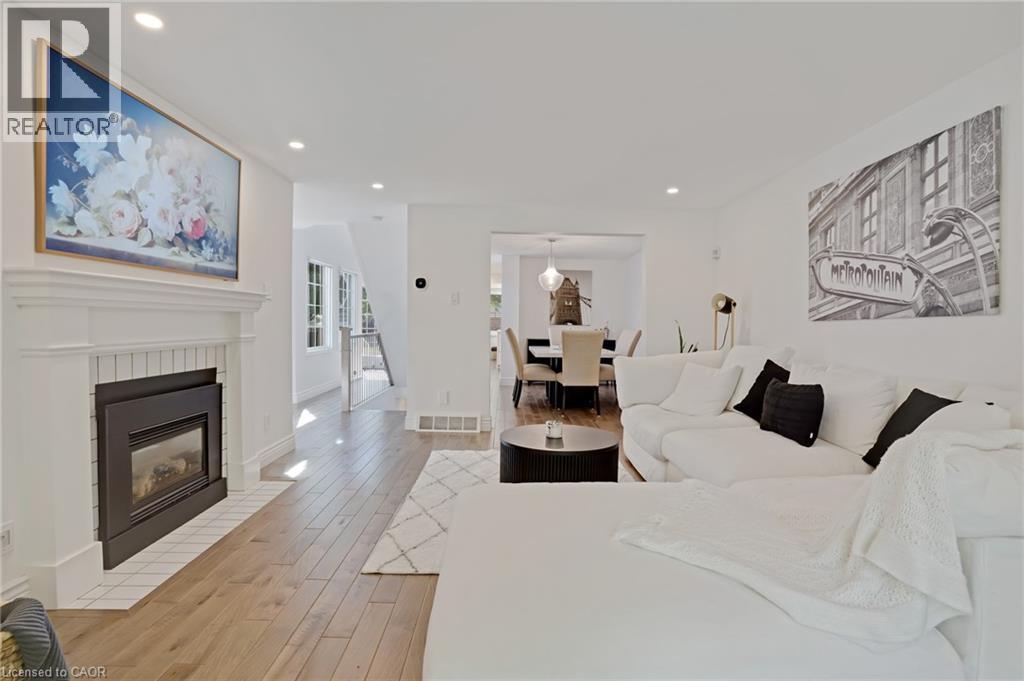 Photo 18 of 41 Quinte Crescent, Kitchener ON