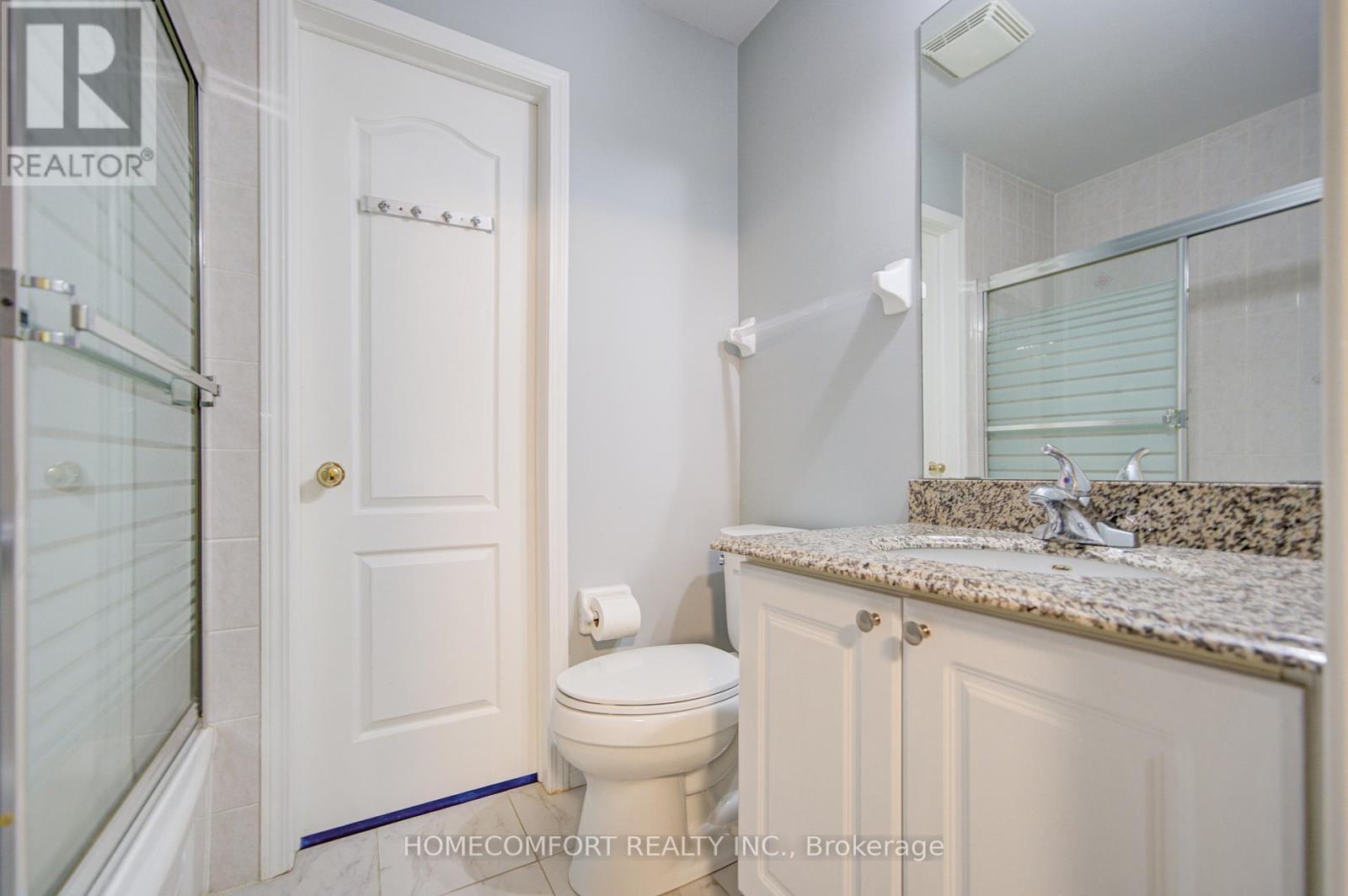Photo 27 of 68 Redstone Road, Richmond Hill ON