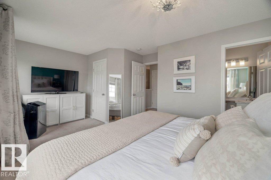 Photo 21 of 41 7385 Edgemont Wy Nw, Edmonton AB