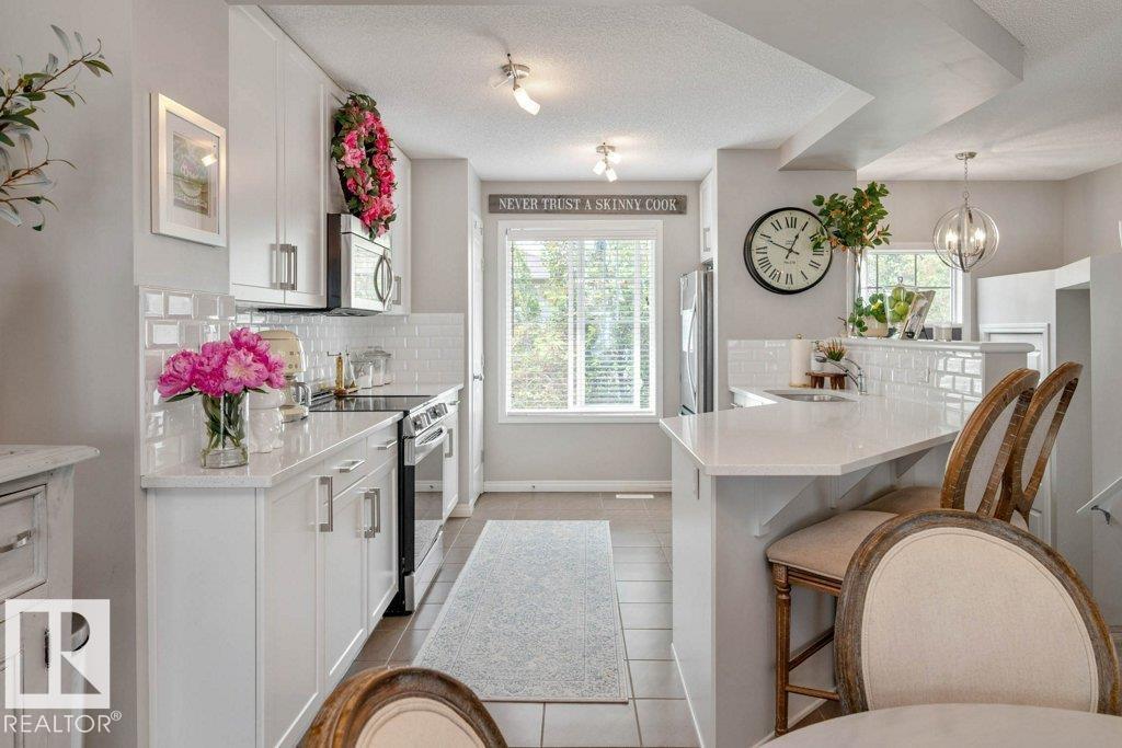 Photo 5 of 41 7385 Edgemont Wy Nw, Edmonton AB