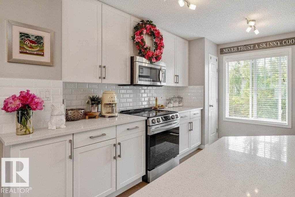 Photo 6 of 41 7385 Edgemont Wy Nw, Edmonton AB