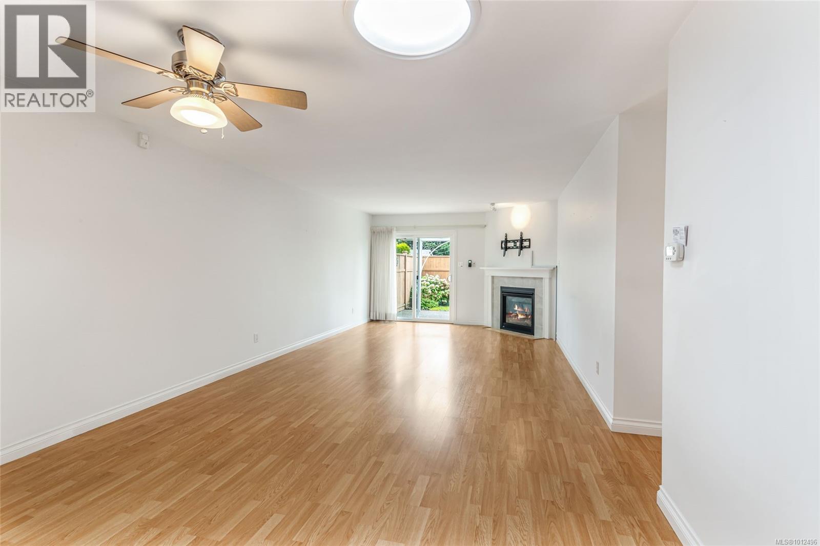 Photo 10 of 103 240 Stanford Ave E, Parksville BC