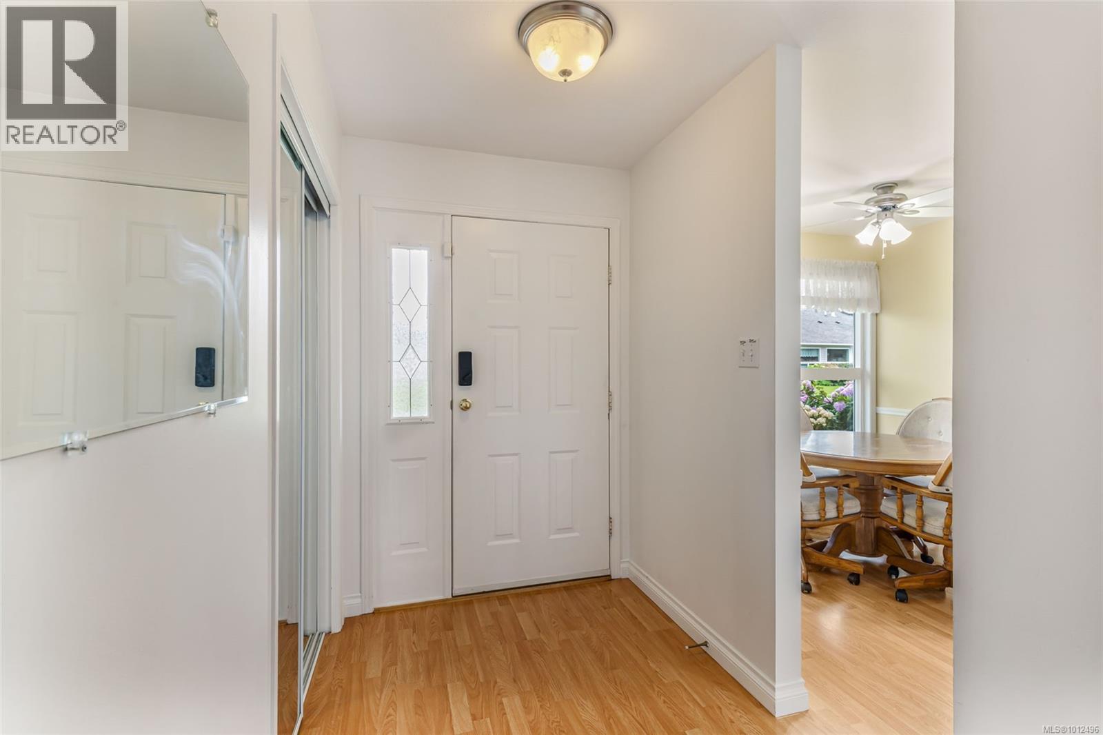 Photo 3 of 103 240 Stanford Ave E, Parksville BC