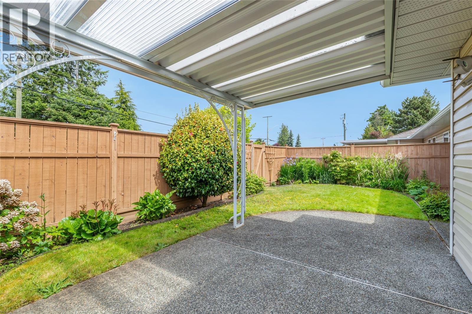 Photo 36 of 103 240 Stanford Ave E, Parksville BC