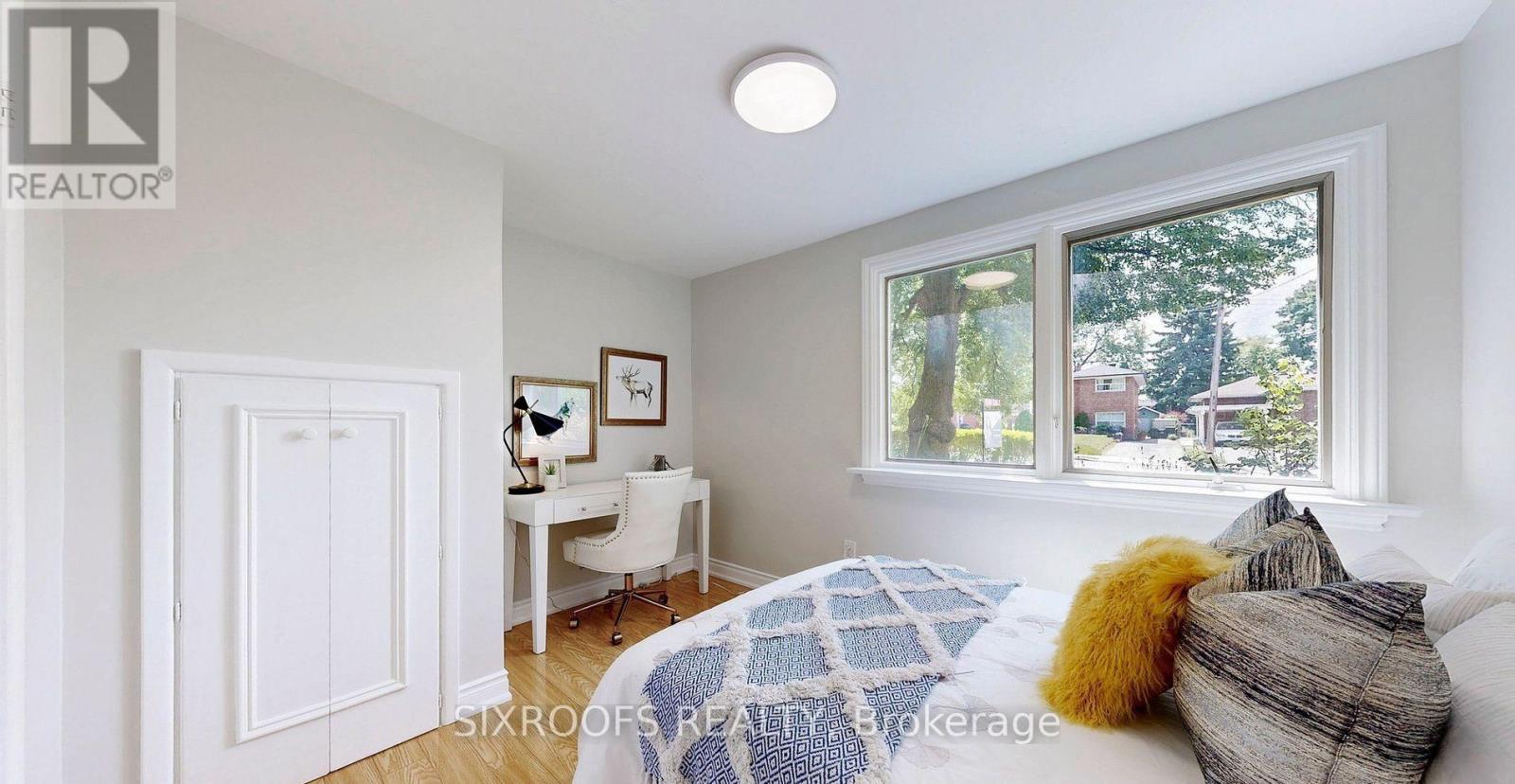 Photo 2 of Lower 60 Beacham Crescent, Toronto ON