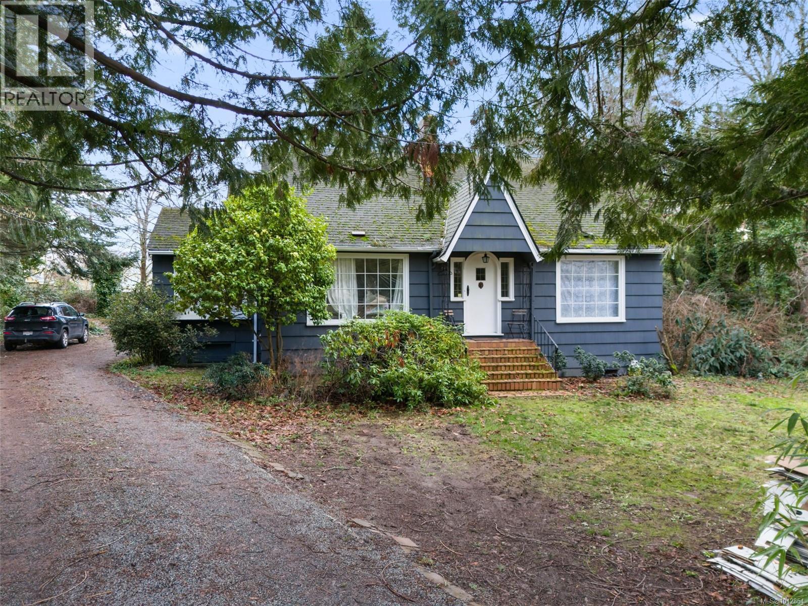 2895 Murray Dr, Saanich