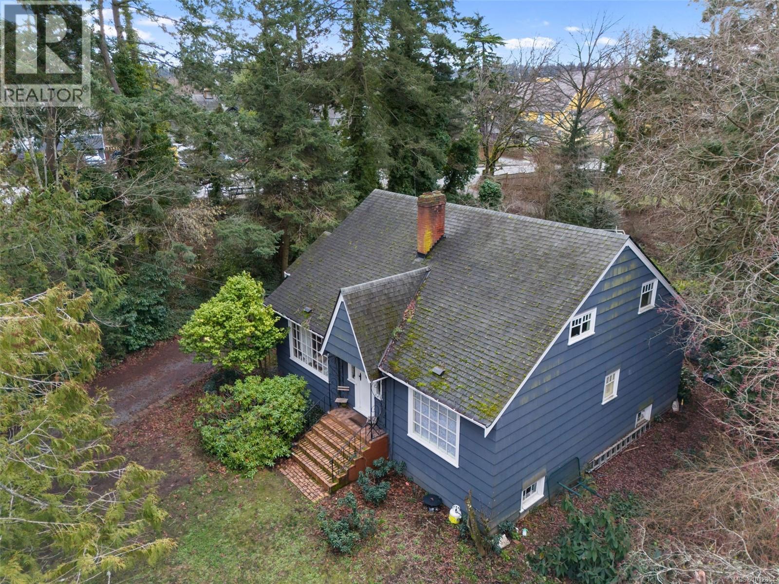 2895 Murray Dr, Saanich