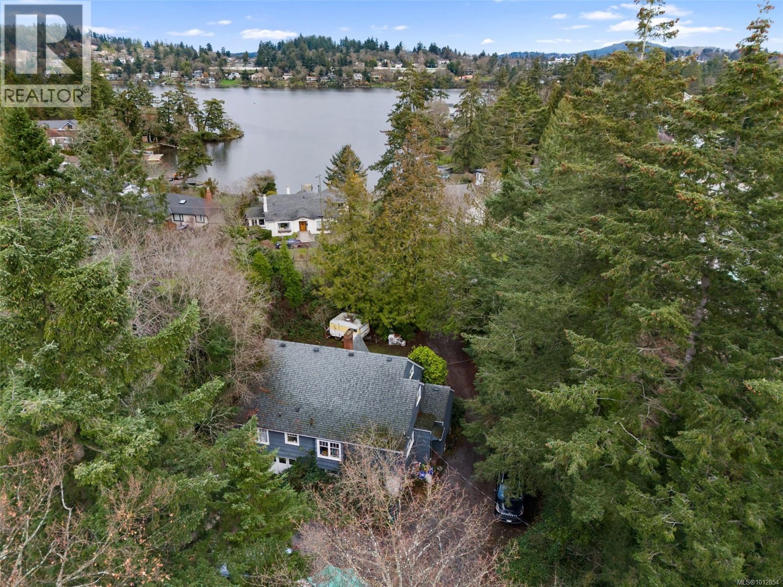 2895 Murray Dr, Saanich