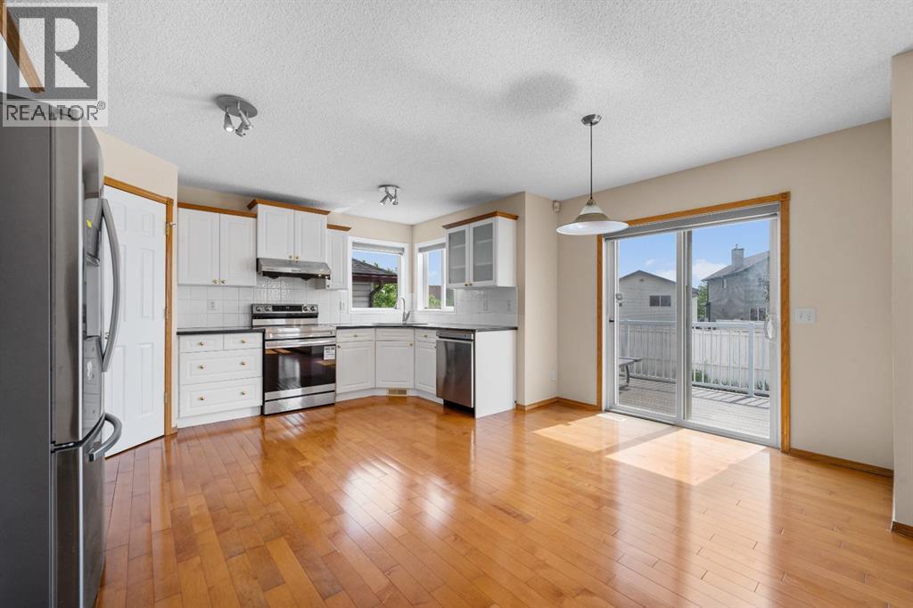 Photo 11 of 81 Taracove Crescent Ne, Calgary AB