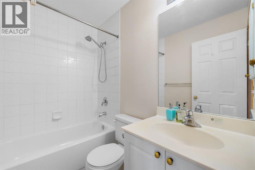 Photo 16 of 81 Taracove Crescent Ne, Calgary AB