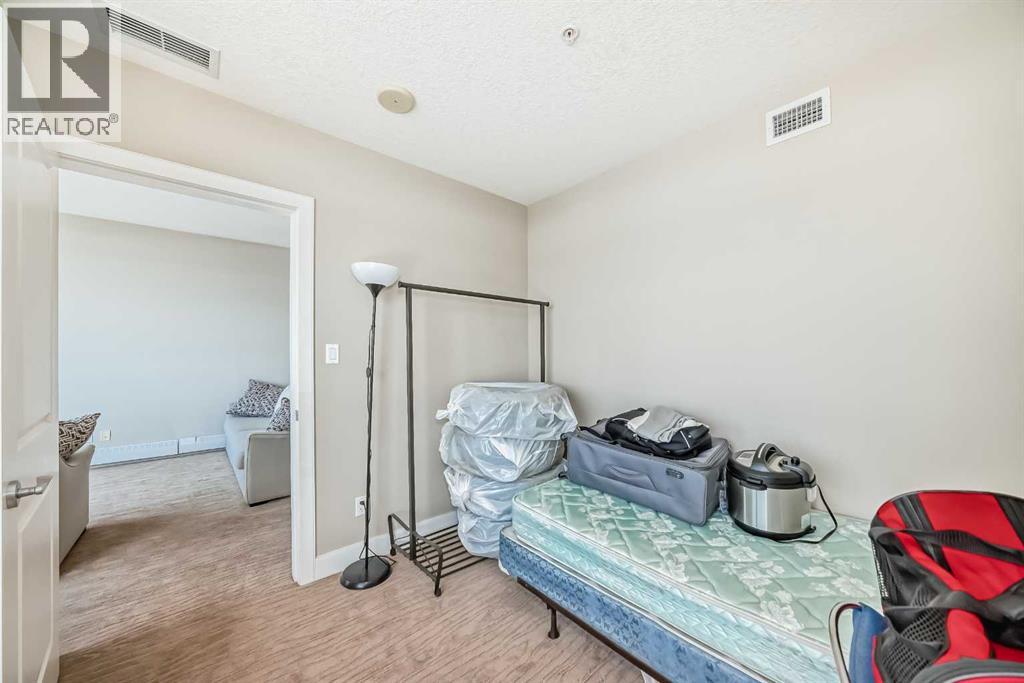 Photo 15 of 1004 77 Spruce Place Sw, Calgary AB