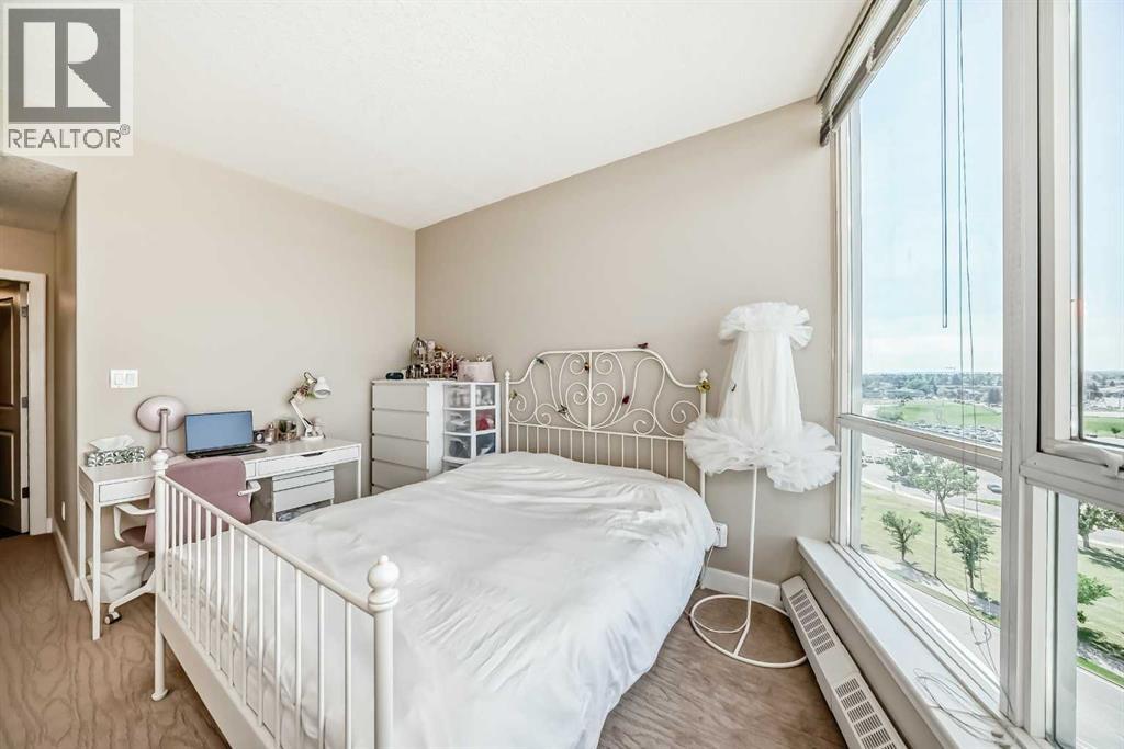 Photo 13 of 1004 77 Spruce Place Sw, Calgary AB