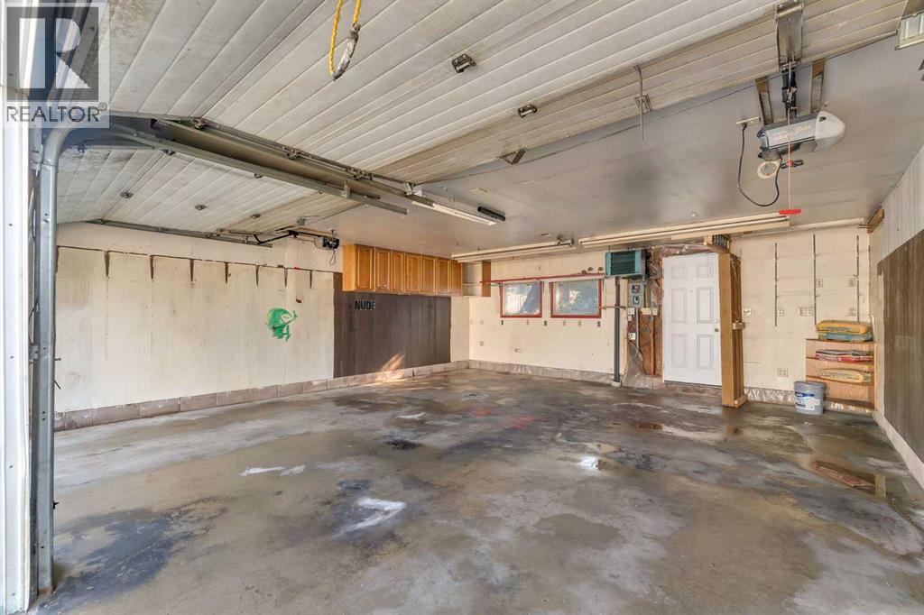 Photo 36 of 1528 48 Street Se, Calgary AB