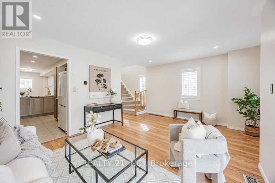 Photo 15 of 13 Ventura Lane, Ajax ON