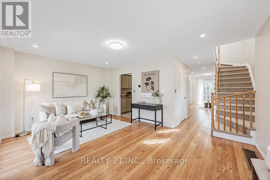 Photo 17 of 13 Ventura Lane, Ajax ON