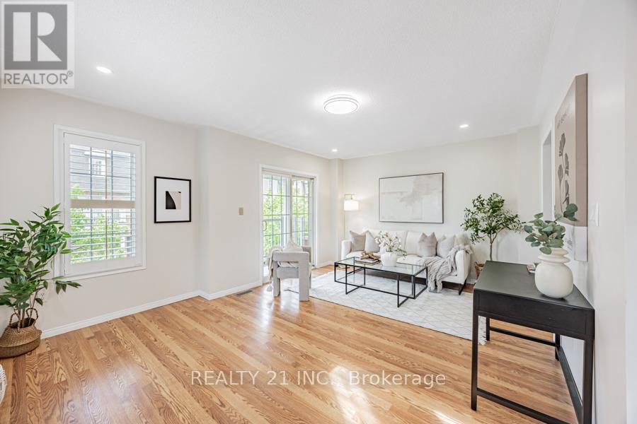Photo 16 of 13 Ventura Lane, Ajax ON