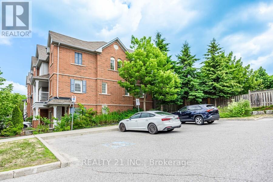 Photo 33 of 13 Ventura Lane, Ajax ON