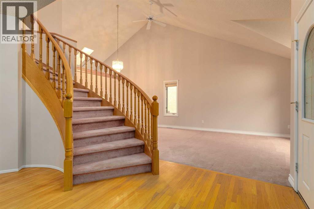Photo 4 of 10274 Hamptons Boulevard Nw, Calgary AB
