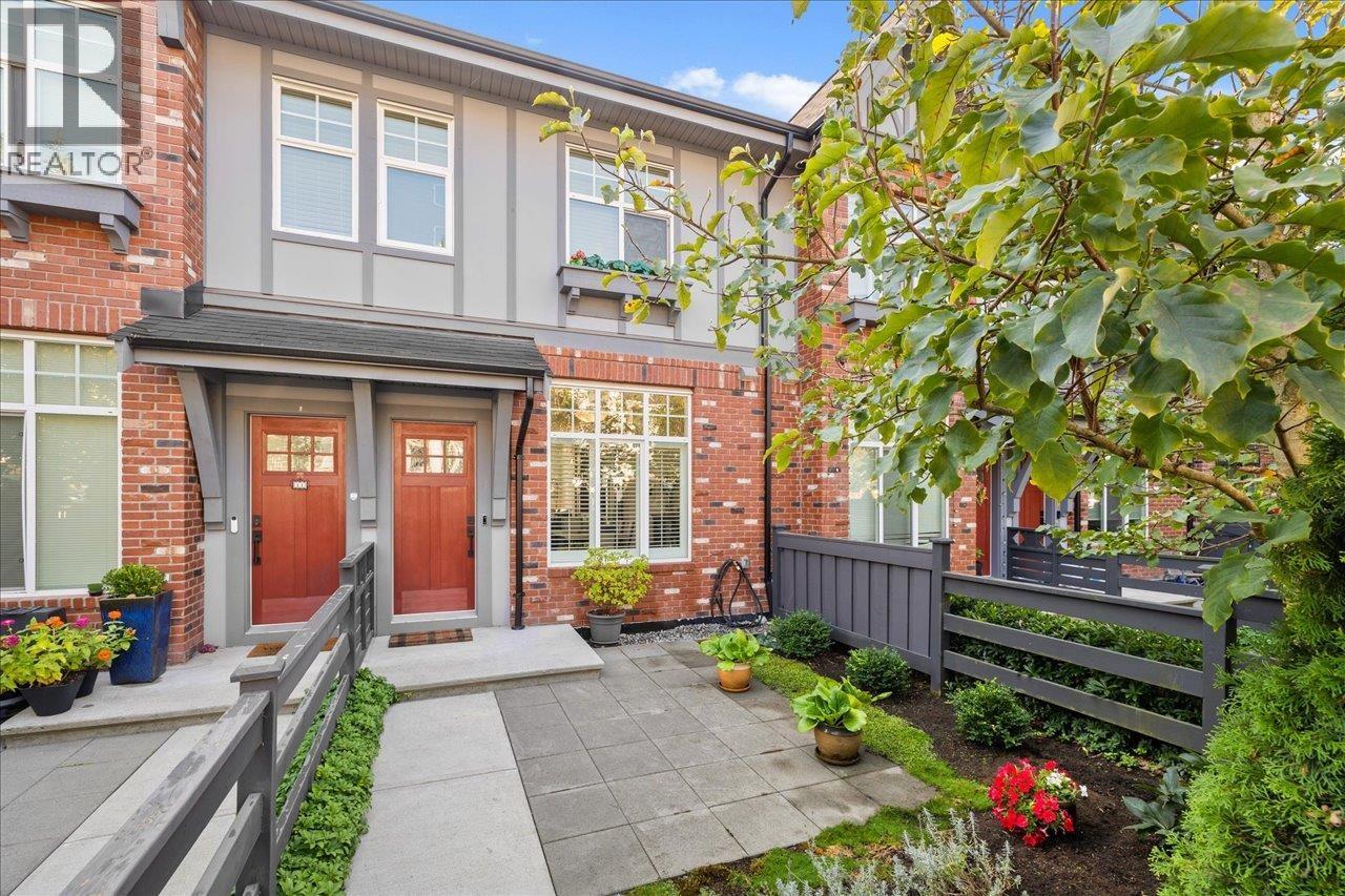 Photo 1 of 12 3552 Victoria Drive, Coquitlam BC