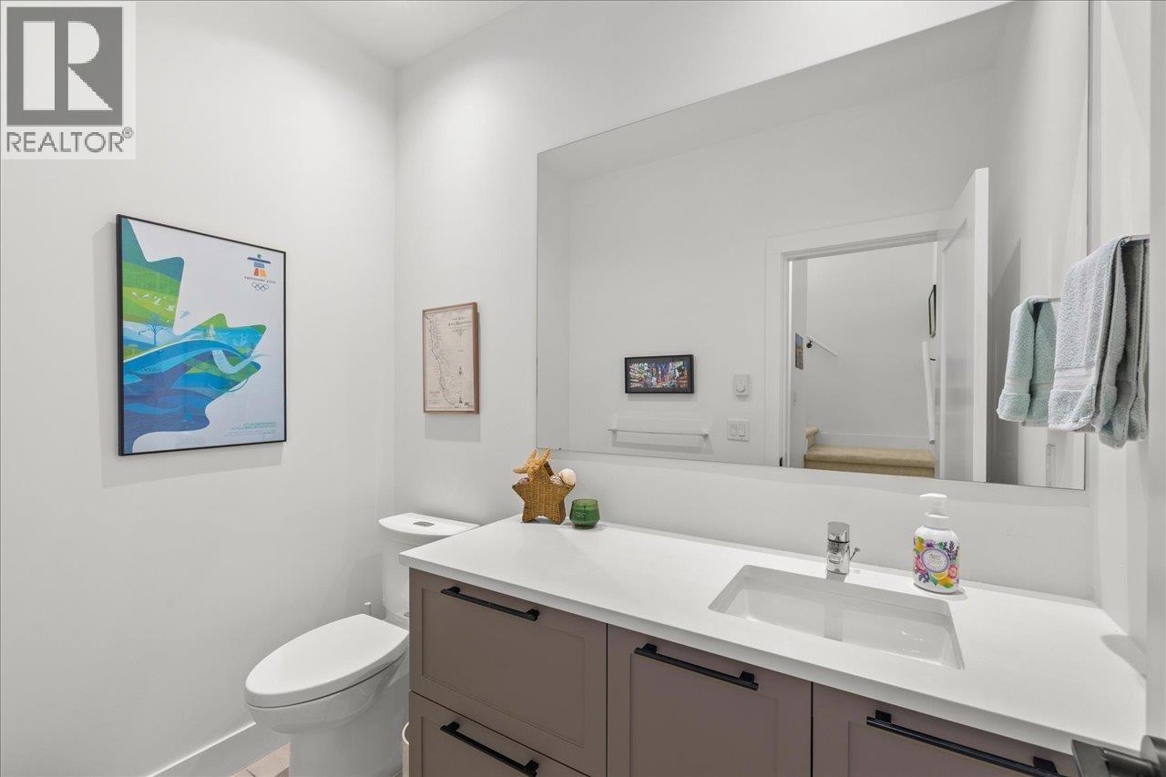 Photo 26 of 12 3552 Victoria Drive, Coquitlam BC