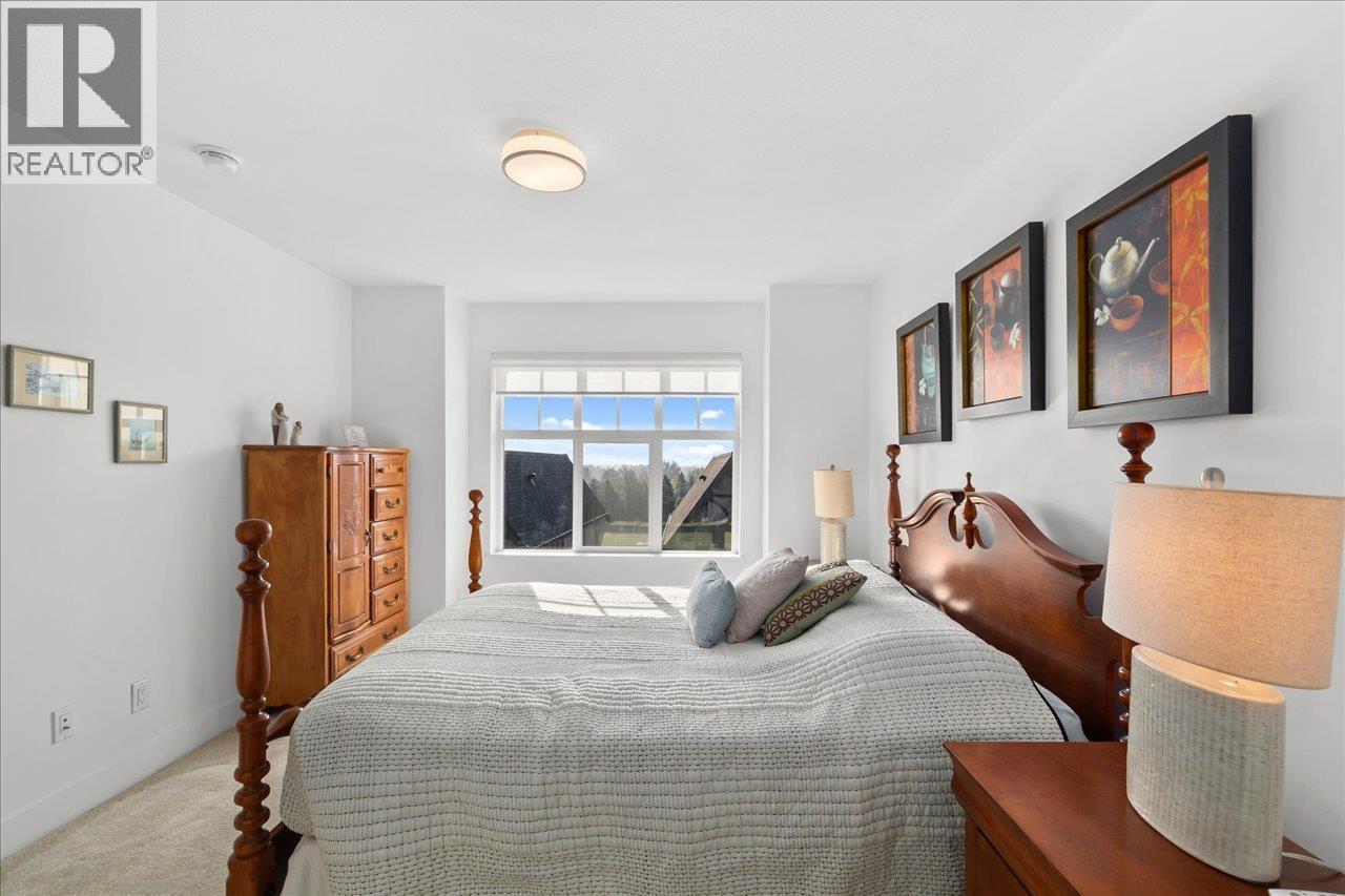 Photo 16 of 12 3552 Victoria Drive, Coquitlam BC