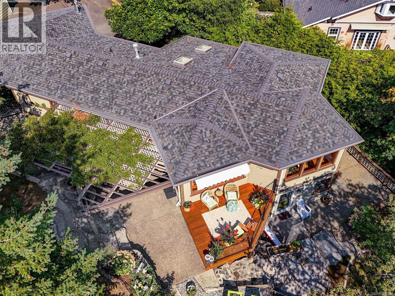 Photo 42 of 1251 Tattersall Dr, Saanich BC