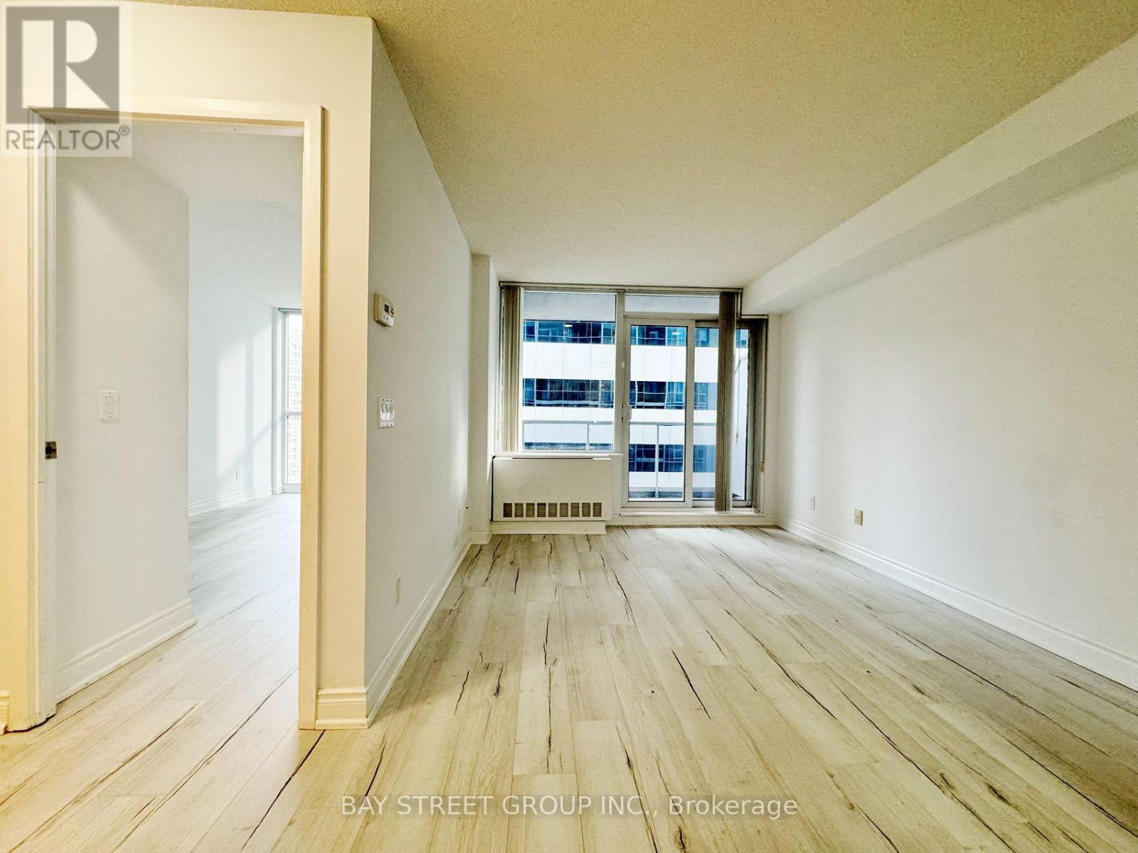 Photo 15 of 1611 4968 Yonge Street, Toronto ON