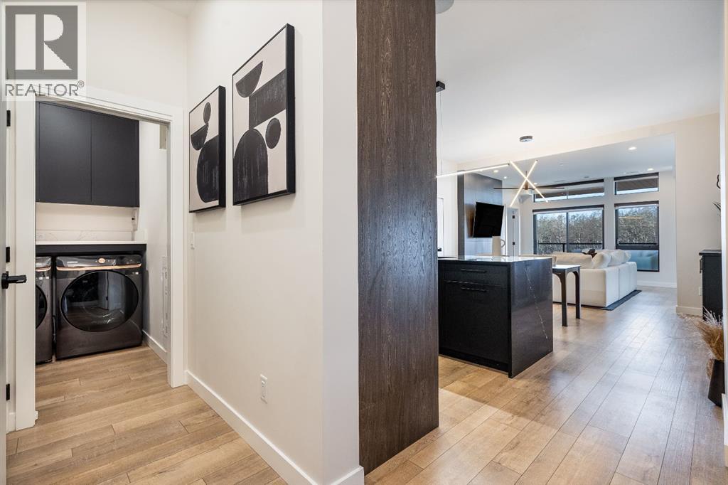 Photo 7 of 205 835 78 Street Sw, Calgary AB