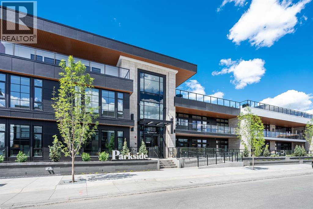 Photo 2 of 205 835 78 Street Sw, Calgary AB