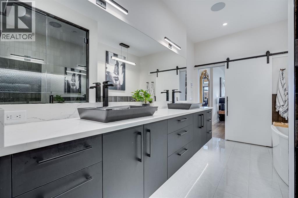 Photo 30 of 205 835 78 Street Sw, Calgary AB