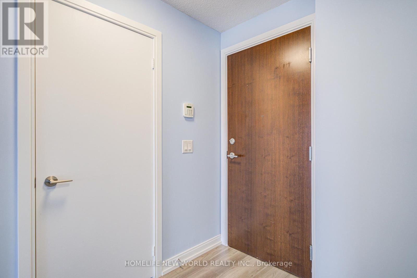 Photo 6 of 1815 181 Village Green Square E, Toronto ON