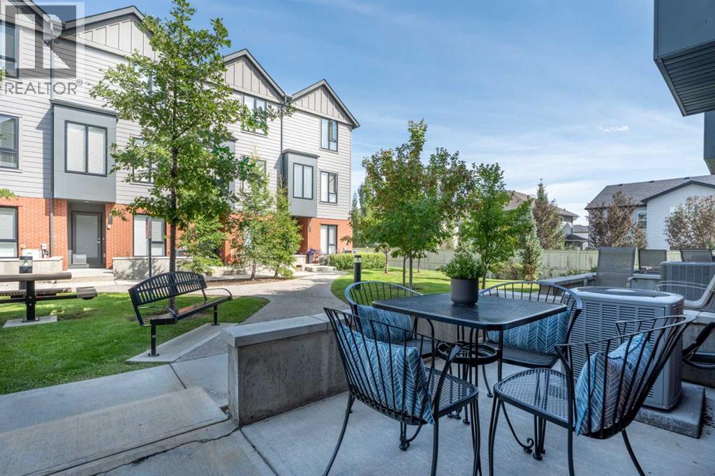 Photo 6 of 508 Drake Landing Wynd, Okotoks AB