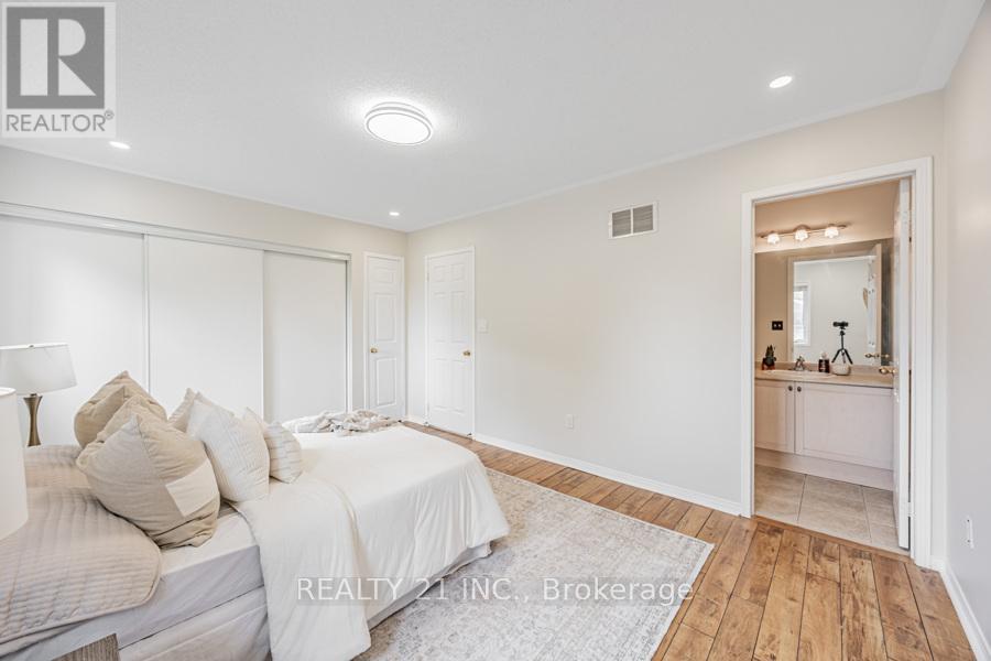 Photo 25 of 13 Ventura Lane, Ajax ON
