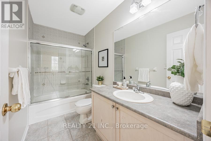 Photo 27 of 13 Ventura Lane, Ajax ON