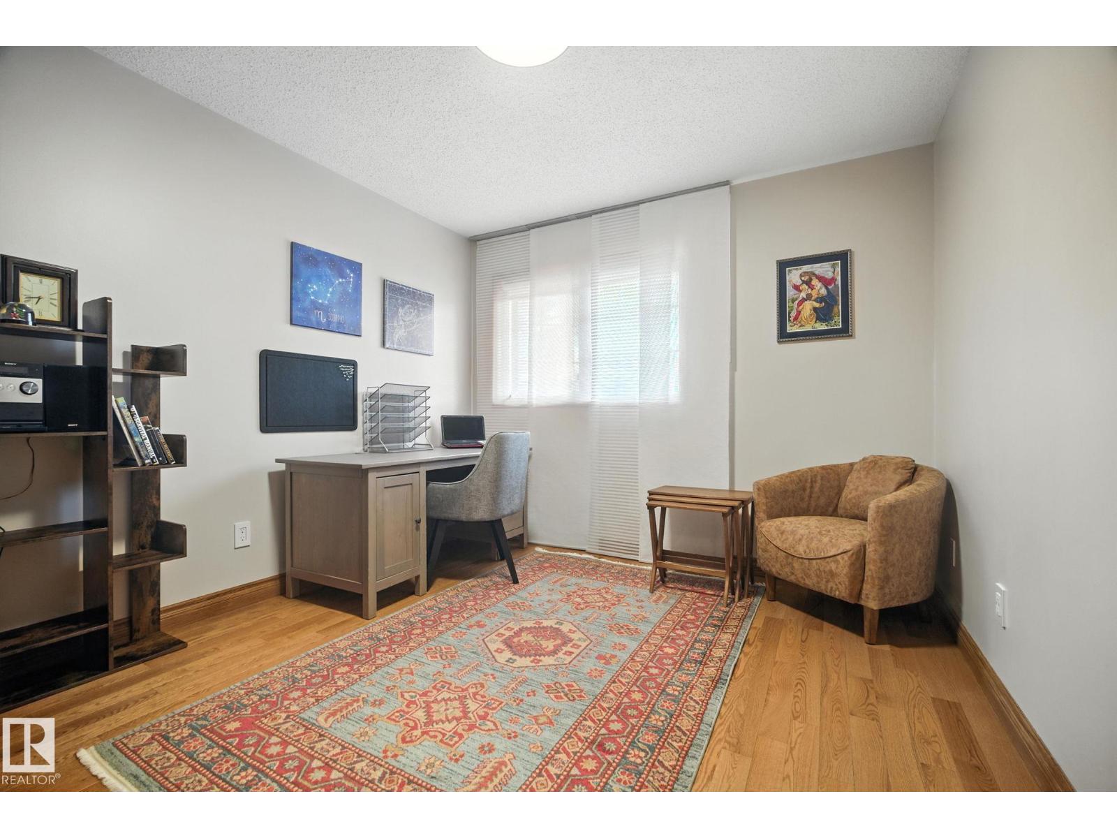 Photo 21 of 4632 151 St Nw, Edmonton AB