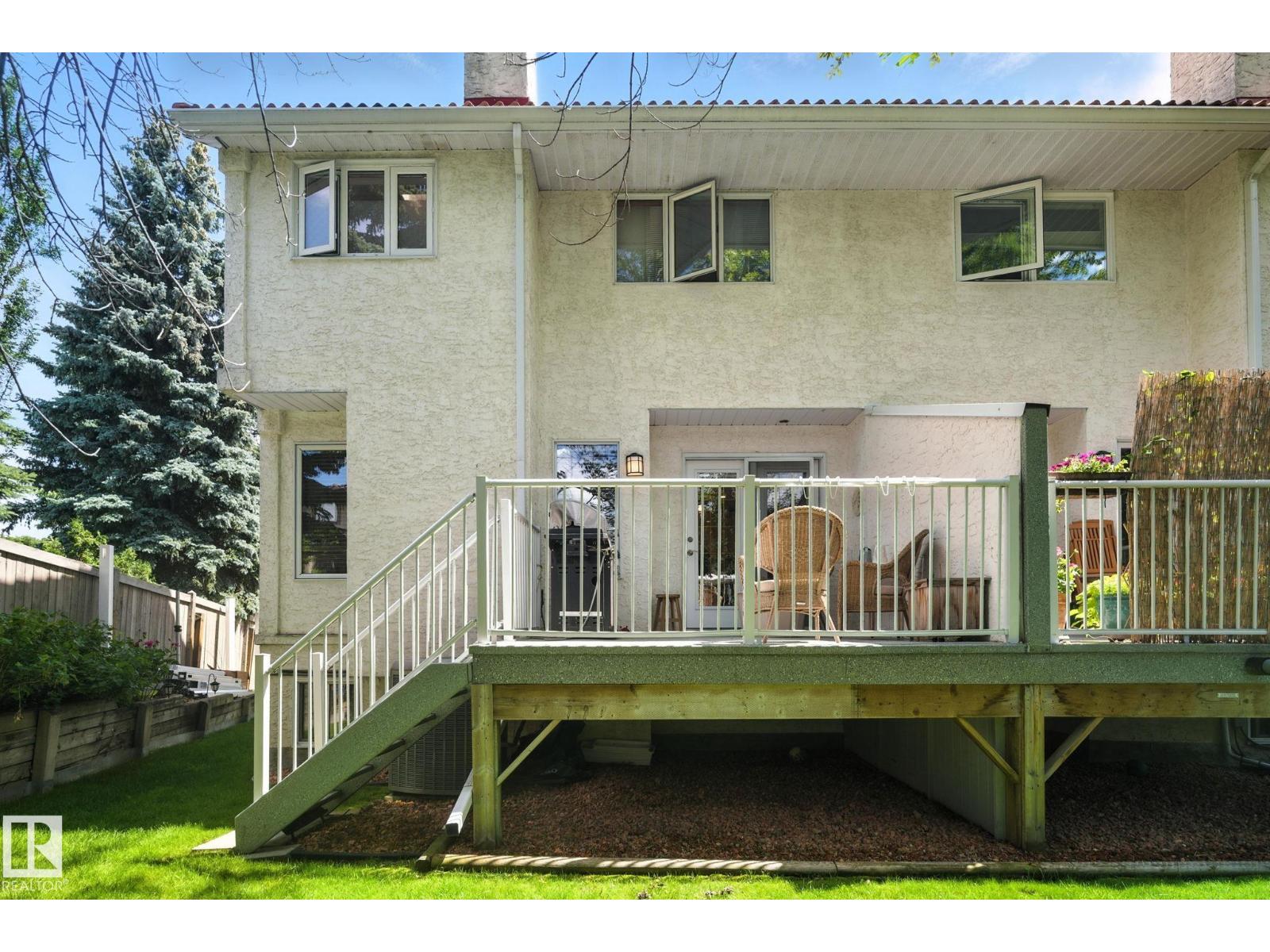 Photo 27 of 4632 151 St Nw, Edmonton AB