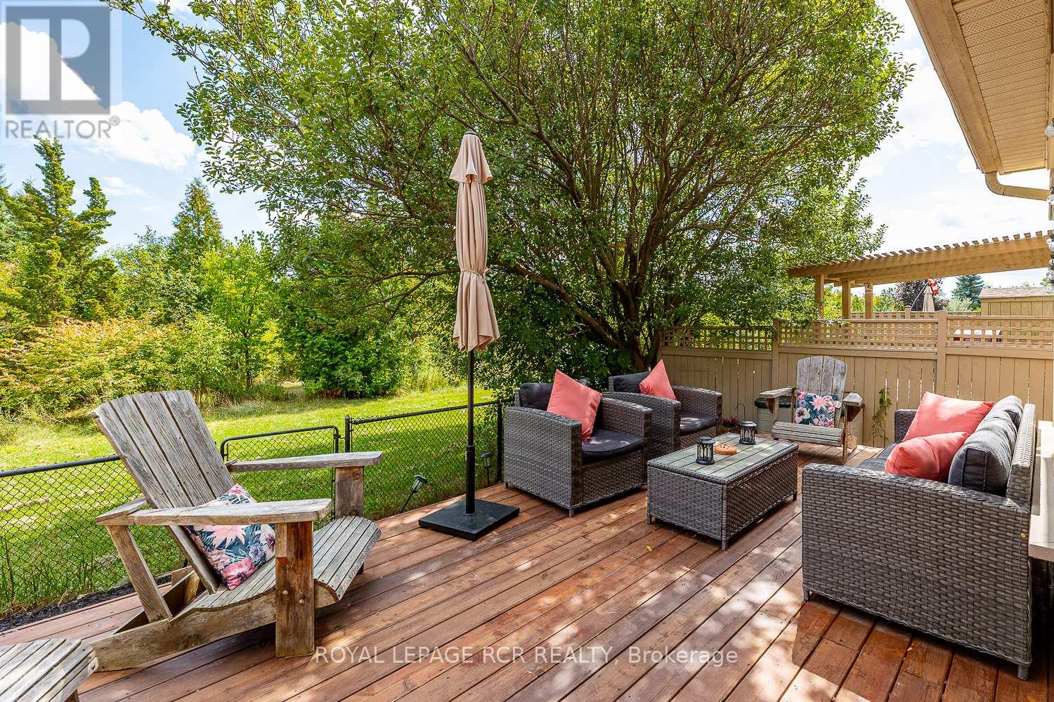 Photo 11 of 198 Pressed Brick Drive, Brampton ON