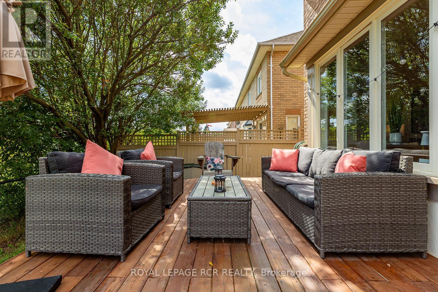 Photo 33 of 198 Pressed Brick Drive, Brampton ON