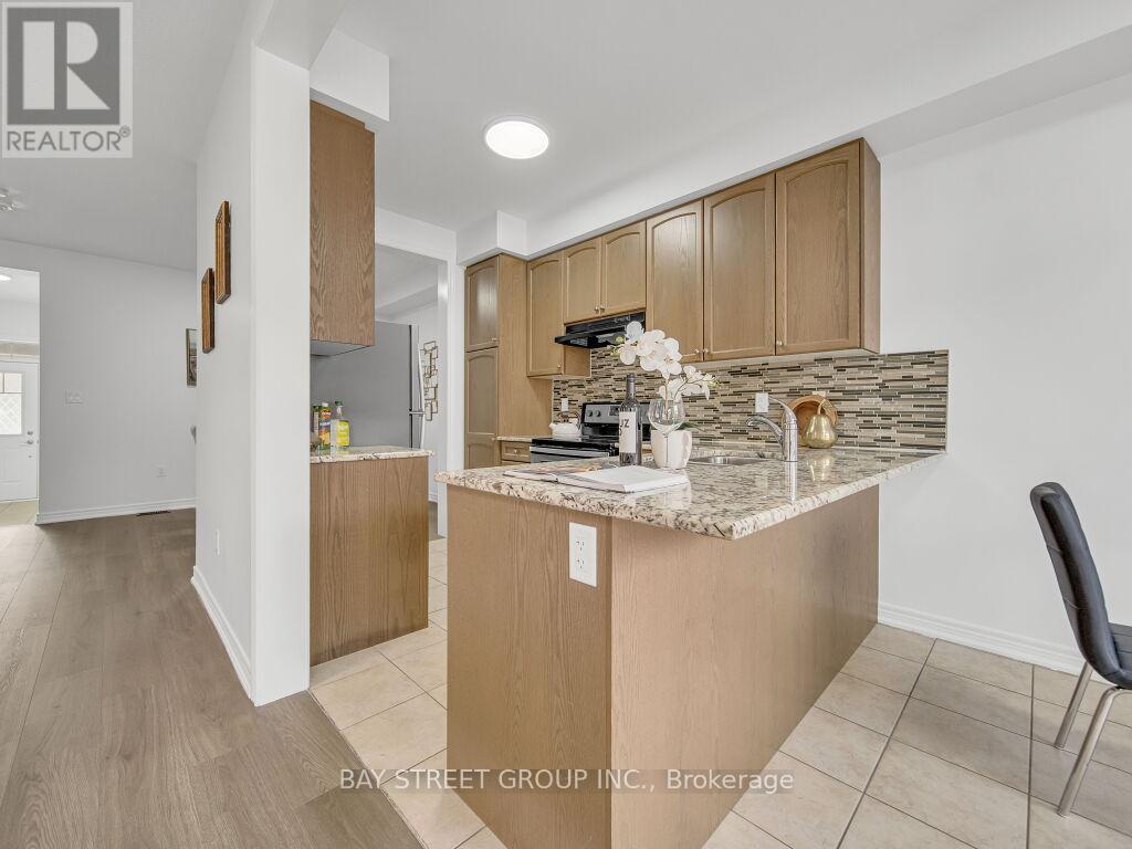 Photo 16 of 92 Abigail Crescent, Caledon ON