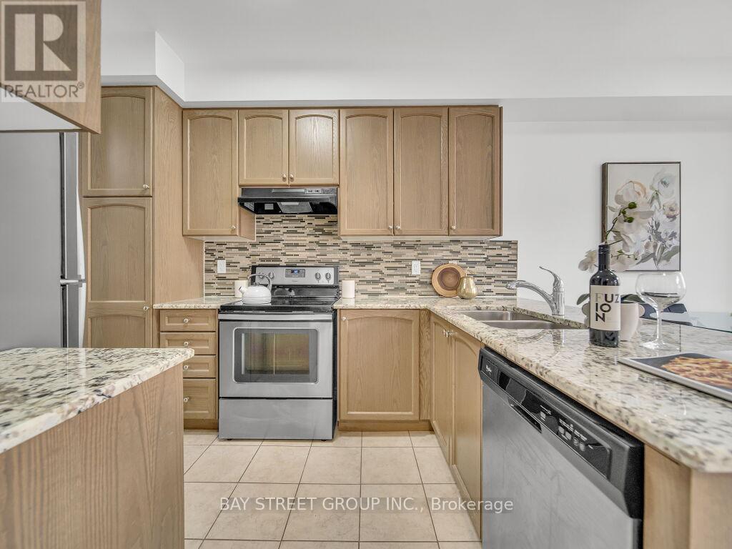 Photo 17 of 92 Abigail Crescent, Caledon ON