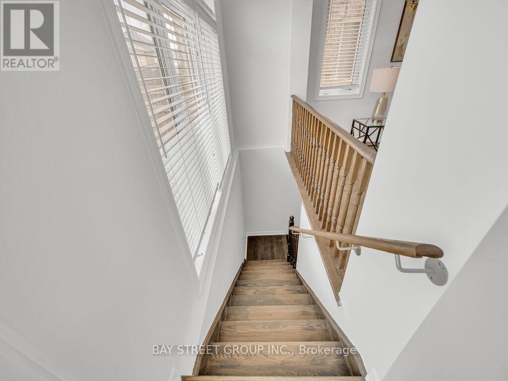 Photo 39 of 92 Abigail Crescent, Caledon ON