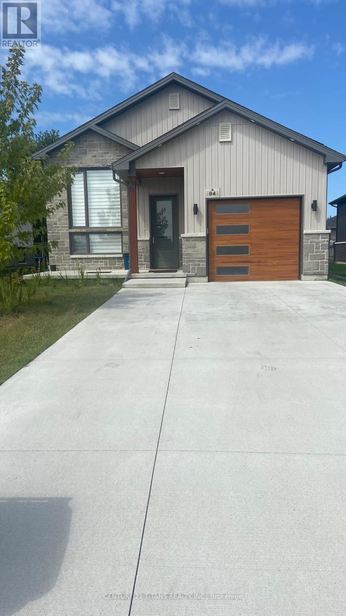 Photo 1 of 84 Arrowhead Lane, Chathamkent ON