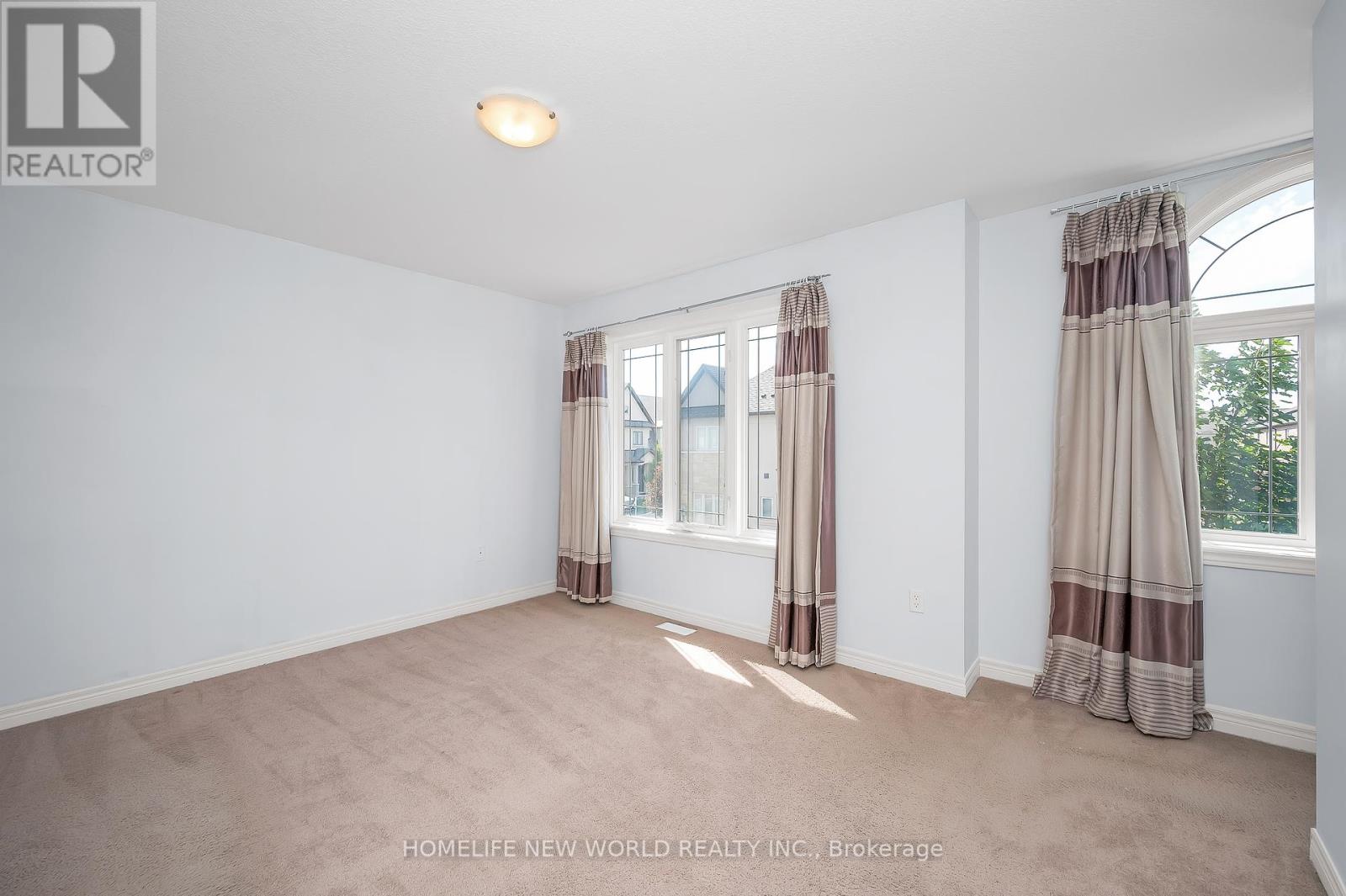 Photo 15 of 79 Sonoma Valley Crescent, Hamilton ON