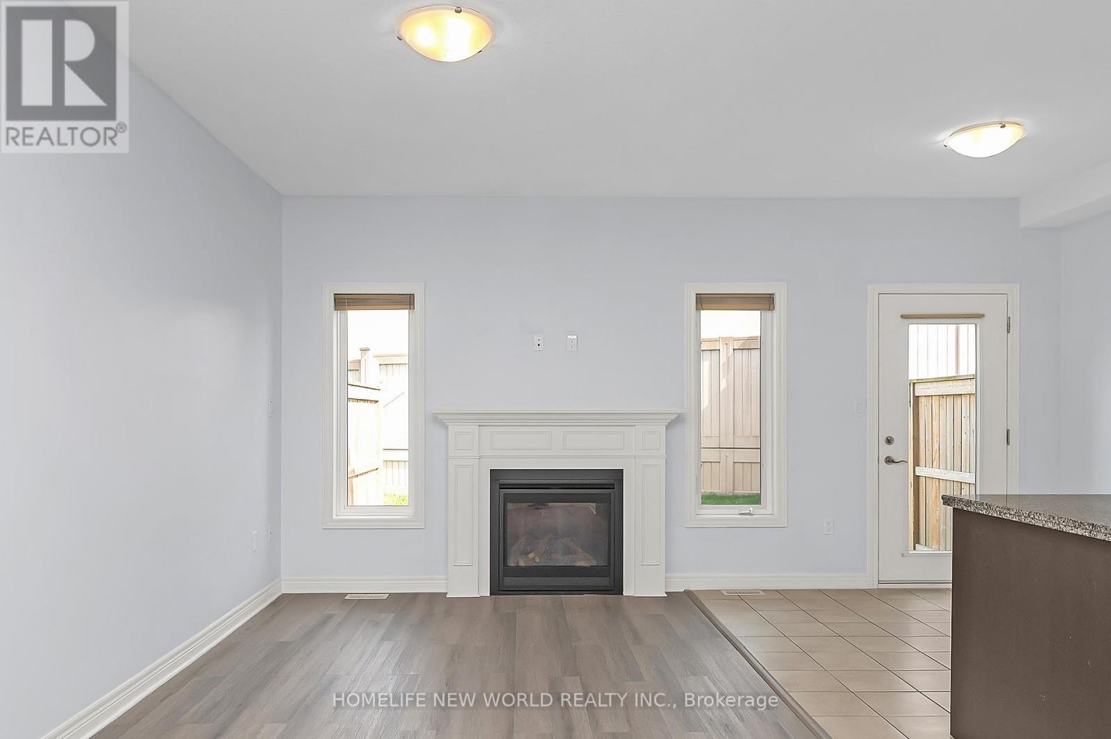 Photo 5 of 79 Sonoma Valley Crescent, Hamilton ON