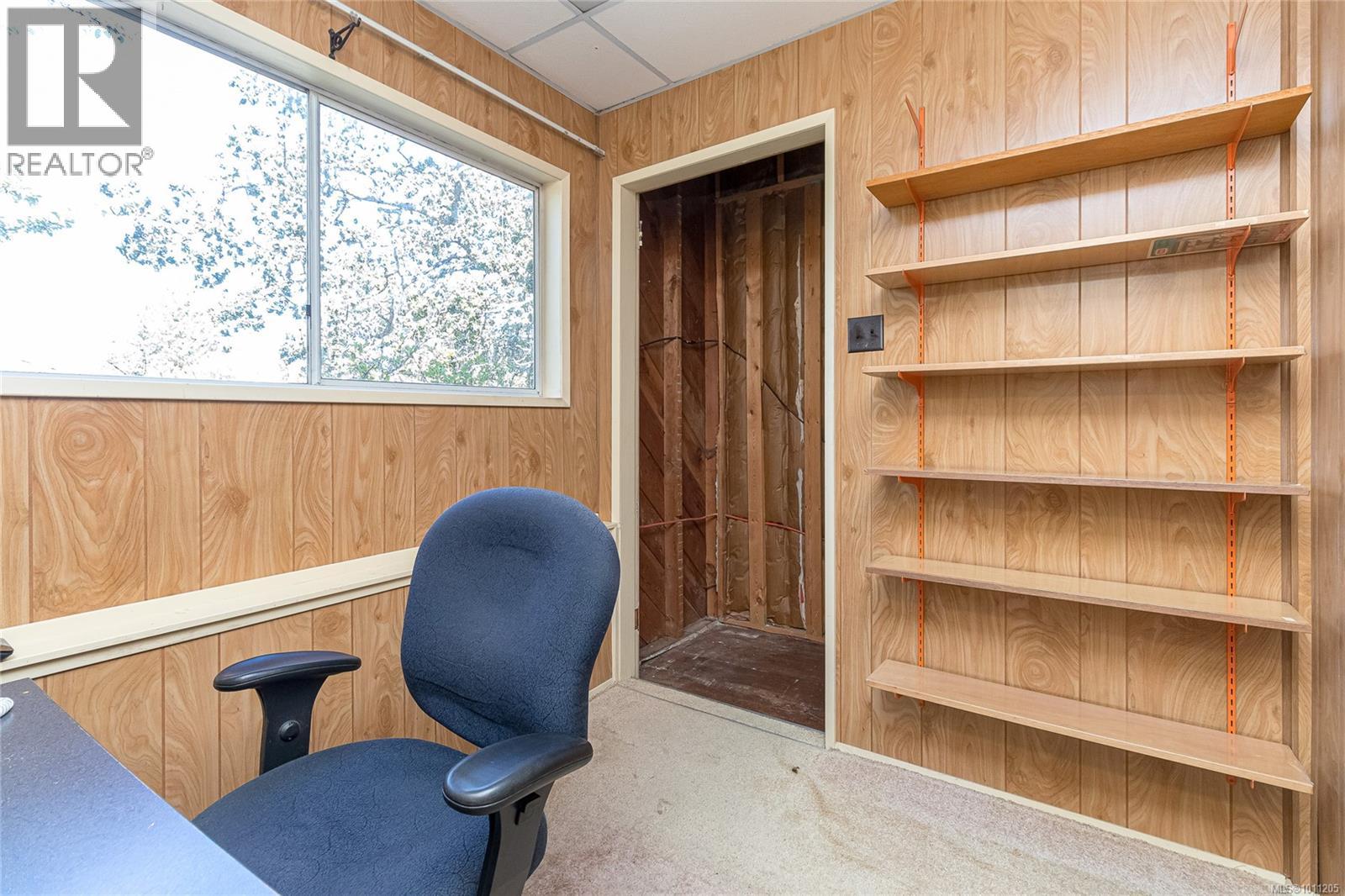 Photo 30 of 3329 Kingsley St, Saanich BC