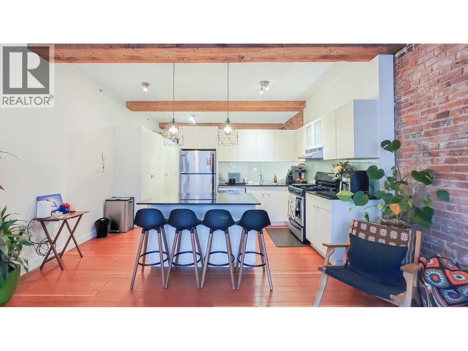 Photo 11 of 205 310 Water Street, Vancouver BC