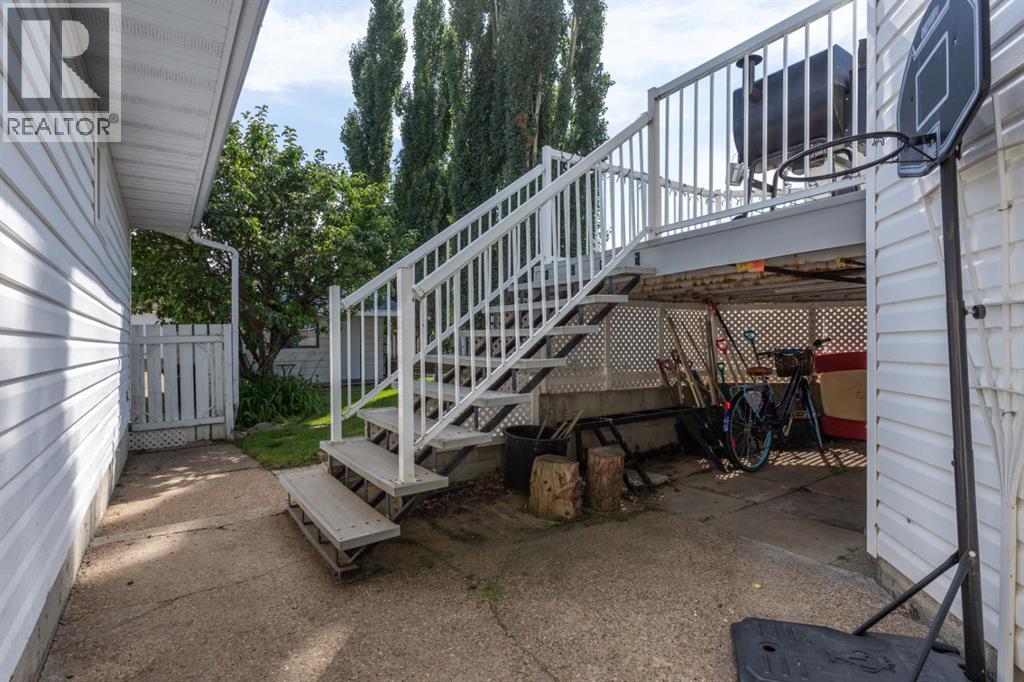 Photo 28 of 5905 54 Avenue, Camrose AB