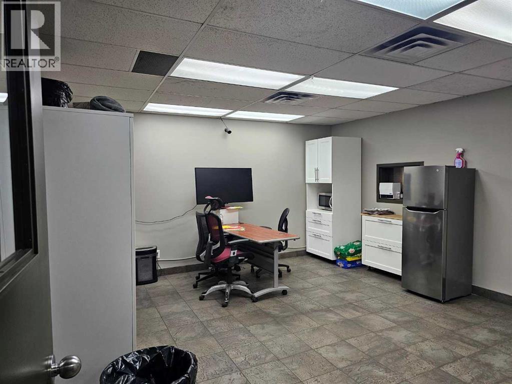 Photo 42 of 9415 44 Street Se, Calgary AB